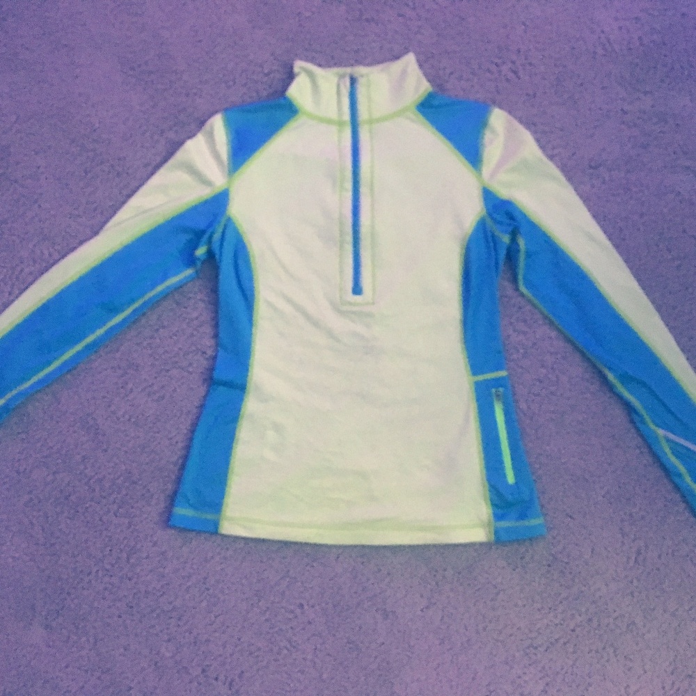 Title Nine long sleeve top activewear running